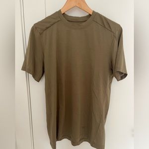Arc’teryx Men’s crew neck t-shirt